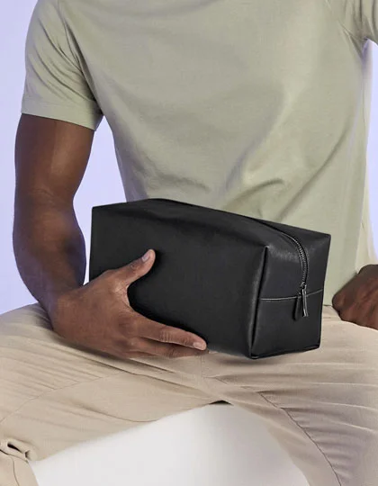 Boutique Toiletry/ Accessory Case BG749