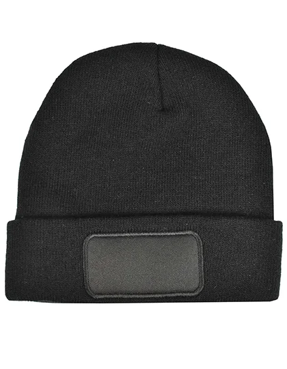 Knitted Hat With Patch C1451